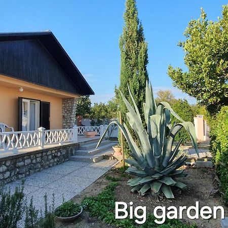 Mediterranean House 50M From The Sea Nin Luaran gambar